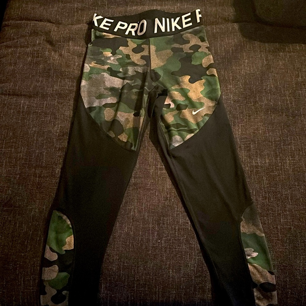 Nike Pre Leggings Sz Medium